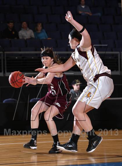 Thumbnail 2 in Kim vs. Idalia (CHSAA 1A Great 8) photogallery.