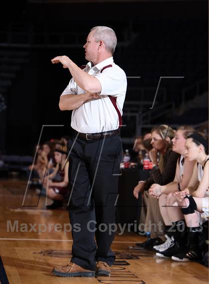 Thumbnail 2 in Kim vs. Idalia (CHSAA 1A Great 8) photogallery.