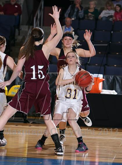 Thumbnail 3 in Kim vs. Idalia (CHSAA 1A Great 8) photogallery.
