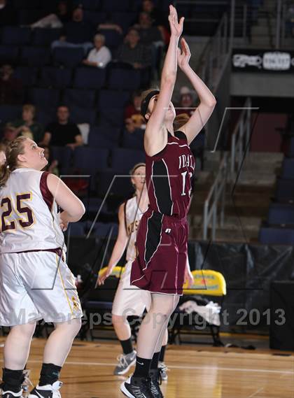 Thumbnail 1 in Kim vs. Idalia (CHSAA 1A Great 8) photogallery.