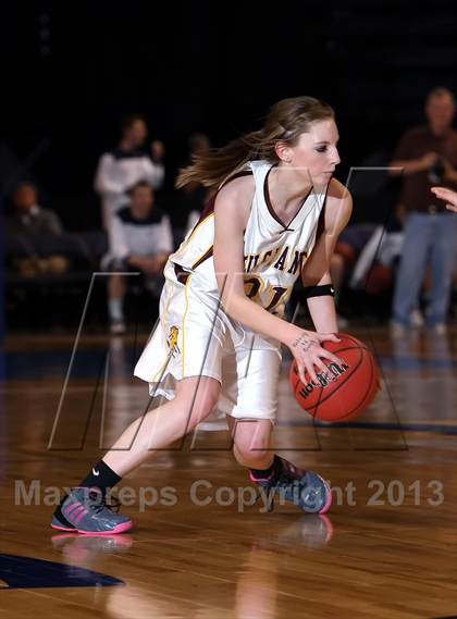 Thumbnail 2 in Kim vs. Idalia (CHSAA 1A Great 8) photogallery.