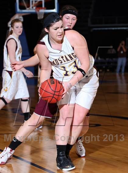 Thumbnail 1 in Kim vs. Idalia (CHSAA 1A Great 8) photogallery.