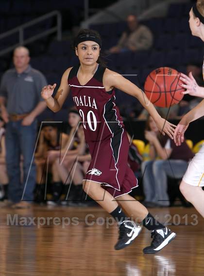 Thumbnail 2 in Kim vs. Idalia (CHSAA 1A Great 8) photogallery.