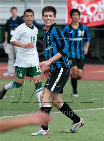 Thumbnail 2 in  Bellarmine vs. Alisal (CIF CCS D1 Final) photogallery.