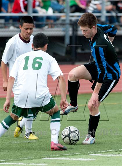 Thumbnail 2 in  Bellarmine vs. Alisal (CIF CCS D1 Final) photogallery.