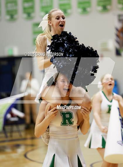 Thumbnail 2 in Ridgeline Cheer Squad photogallery.