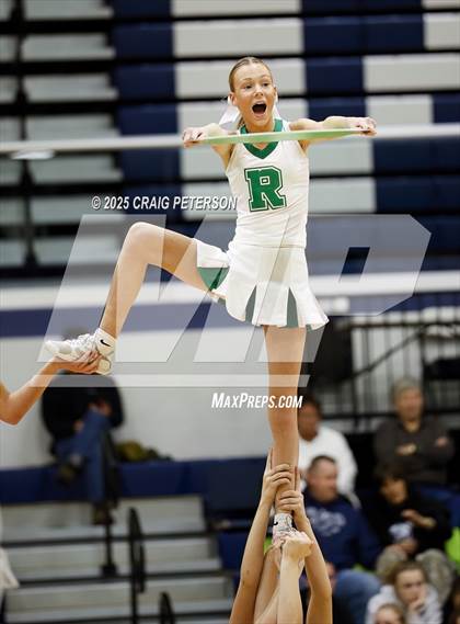 Thumbnail 2 in Ridgeline Cheer Squad photogallery.