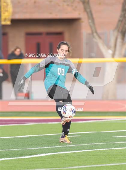 Thumbnail 1 in Highland vs Perry (AIA 6A Semifinal) photogallery.