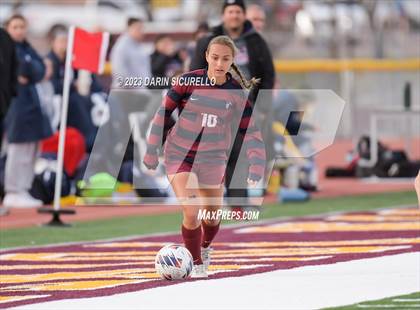 Thumbnail 1 in Highland vs Perry (AIA 6A Semifinal) photogallery.