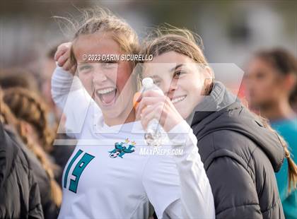 Thumbnail 3 in Highland vs Perry (AIA 6A Semifinal) photogallery.