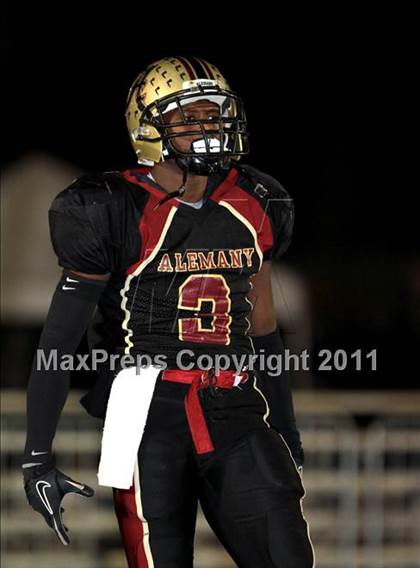 Thumbnail 2 in Loyola @ Alemany photogallery.