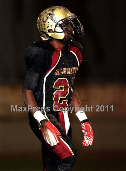 Thumbnail 2 in Loyola @ Alemany photogallery.