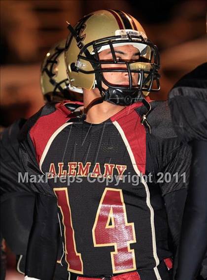 Thumbnail 1 in Loyola @ Alemany photogallery.
