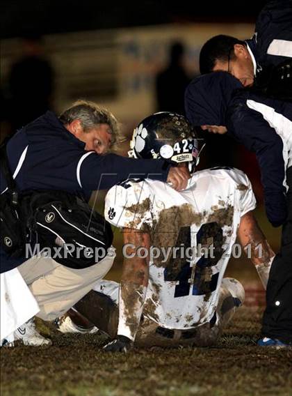 Thumbnail 3 in Loyola @ Alemany photogallery.
