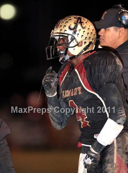 Thumbnail 3 in Loyola @ Alemany photogallery.