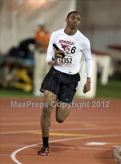 Thumbnail 2 in 85th Clyde Littlefield Texas Relays (Boys Day 1) photogallery.