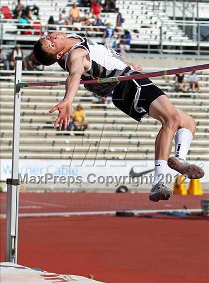 Thumbnail 3 in 85th Clyde Littlefield Texas Relays (Boys Day 1) photogallery.