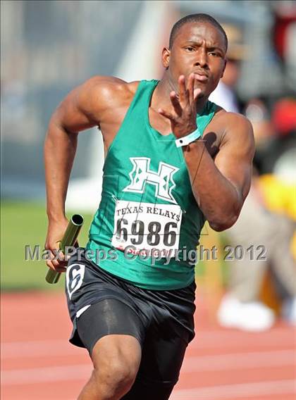 Thumbnail 1 in 85th Clyde Littlefield Texas Relays (Boys Day 1) photogallery.