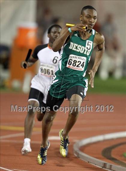 Thumbnail 3 in 85th Clyde Littlefield Texas Relays (Boys Day 1) photogallery.