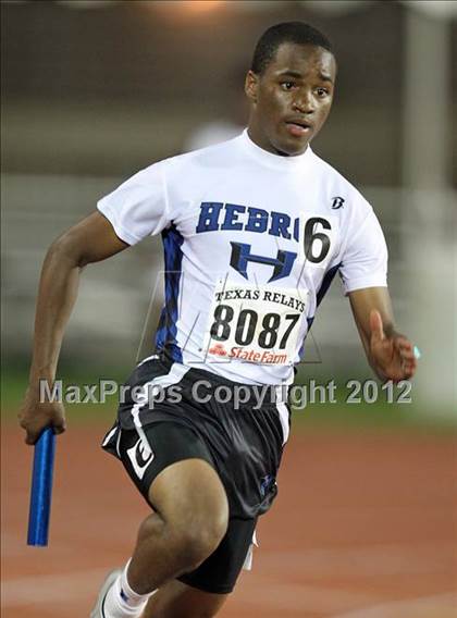 Thumbnail 2 in 85th Clyde Littlefield Texas Relays (Boys Day 1) photogallery.
