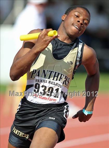 Thumbnail 1 in 85th Clyde Littlefield Texas Relays (Boys Day 1) photogallery.