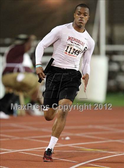 Thumbnail 3 in 85th Clyde Littlefield Texas Relays (Boys Day 1) photogallery.