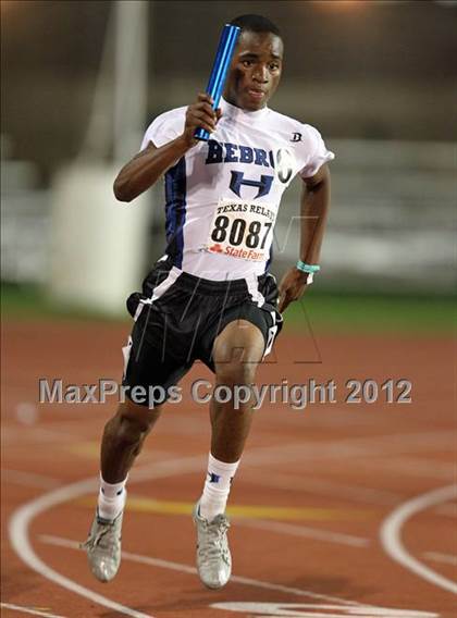 Thumbnail 1 in 85th Clyde Littlefield Texas Relays (Boys Day 1) photogallery.