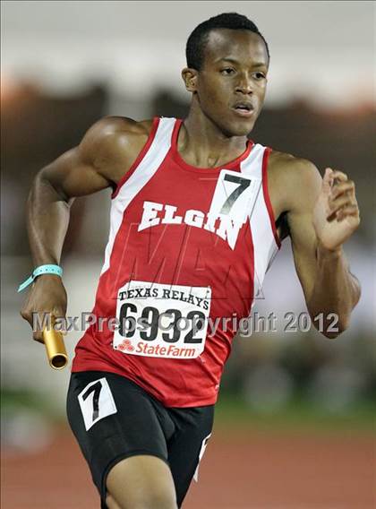 Thumbnail 2 in 85th Clyde Littlefield Texas Relays (Boys Day 1) photogallery.