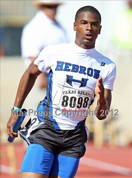 Thumbnail 2 in 85th Clyde Littlefield Texas Relays (Boys Day 1) photogallery.