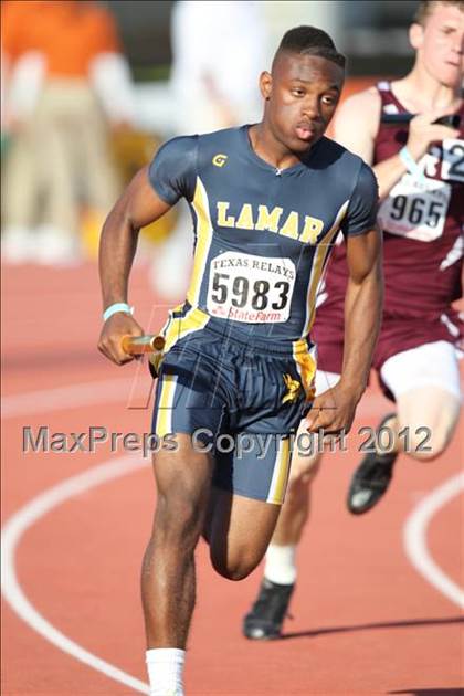 Thumbnail 1 in 85th Clyde Littlefield Texas Relays (Boys Day 1) photogallery.