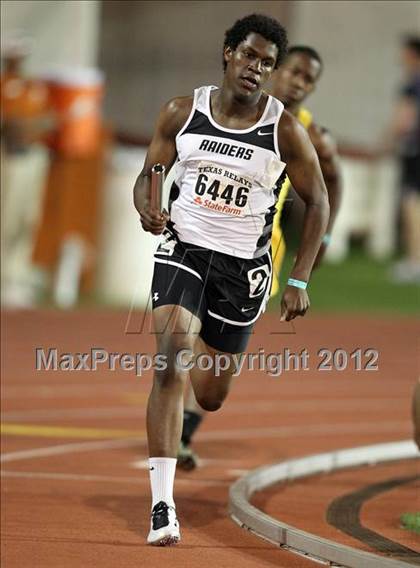 Thumbnail 1 in 85th Clyde Littlefield Texas Relays (Boys Day 1) photogallery.