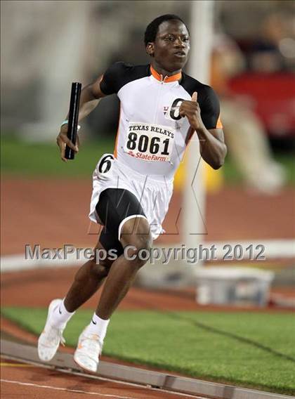 Thumbnail 2 in 85th Clyde Littlefield Texas Relays (Boys Day 1) photogallery.