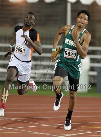 Thumbnail 2 in 85th Clyde Littlefield Texas Relays (Boys Day 1) photogallery.