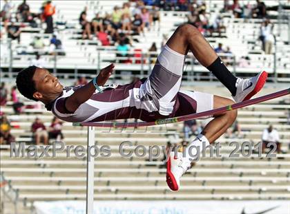 Thumbnail 3 in 85th Clyde Littlefield Texas Relays (Boys Day 1) photogallery.