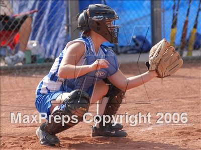 Thumbnail 3 in Los Osos @ Alta Loma photogallery.