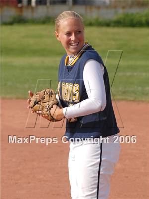 Thumbnail 1 in Los Osos @ Alta Loma photogallery.