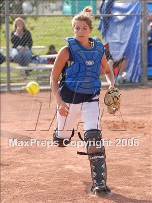 Thumbnail 2 in Los Osos @ Alta Loma photogallery.