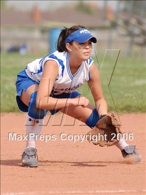 Thumbnail 2 in Los Osos @ Alta Loma photogallery.