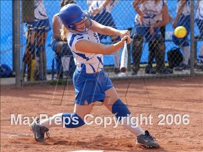 Thumbnail 3 in Los Osos @ Alta Loma photogallery.