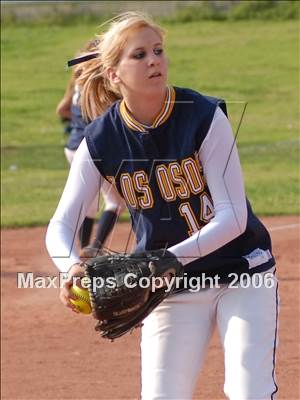 Thumbnail 1 in Los Osos @ Alta Loma photogallery.