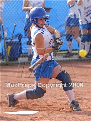 Thumbnail 1 in Los Osos @ Alta Loma photogallery.