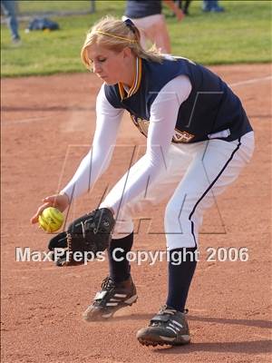 Thumbnail 2 in Los Osos @ Alta Loma photogallery.