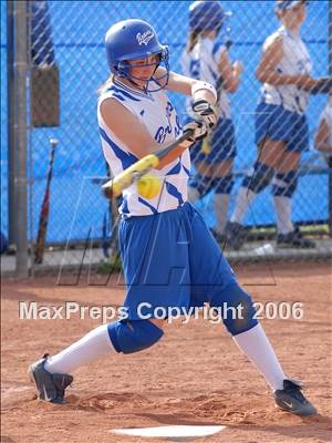 Thumbnail 2 in Los Osos @ Alta Loma photogallery.