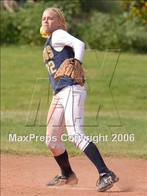 Thumbnail 3 in Los Osos @ Alta Loma photogallery.