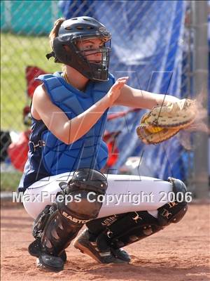 Thumbnail 3 in Los Osos @ Alta Loma photogallery.