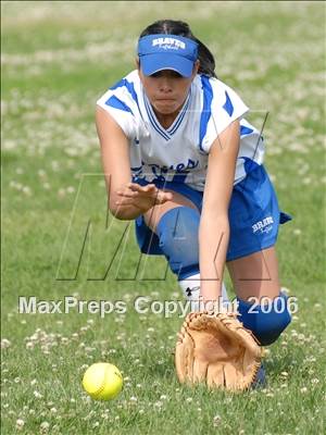 Thumbnail 2 in Los Osos @ Alta Loma photogallery.