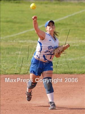 Thumbnail 1 in Los Osos @ Alta Loma photogallery.