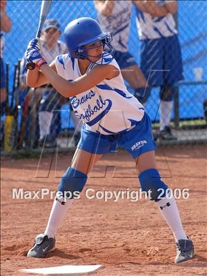 Thumbnail 1 in Los Osos @ Alta Loma photogallery.