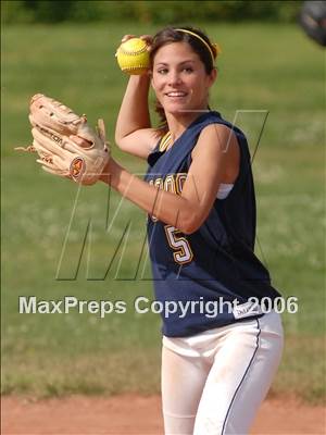 Thumbnail 1 in Los Osos @ Alta Loma photogallery.