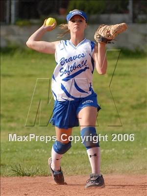 Thumbnail 2 in Los Osos @ Alta Loma photogallery.